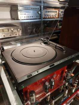 BRAUN P 3 Plattenspieler in schwarz mit Ortofon DD Strobo Pitch