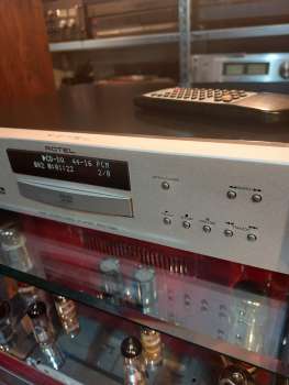 Preview: ROTEL RDV-1060 hochwertiger CD und DVD Player aus 2003 in bicolor und mit Fernbedienung und OVP !