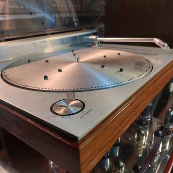 Bang und Olufsen Beogram 1203 Teak, Vollautomat Plattenspieler mit SP 10 und OVP !