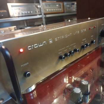 CROWN (Amcron) Strait Line One Vorverstärker USA 1978 220 Volt