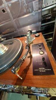 Preview: ROTEL RP-3000 Direct drive Echtholz 70ger Jahre