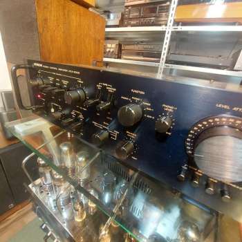 Preview: HITACHI HCA-8300 Vorverstärker Bolide in schwarz 70ger Jahre Japan m. Griffen