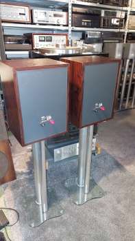 KEF  C20  2 Wege Regallautsprecher 80ger Jahre Top Zustand in Mahagony /Nadelstreifen