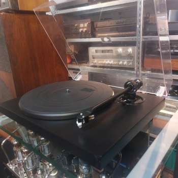 Pro-Ject Plattenspieler P-12 mit neuem Shure M 44 E