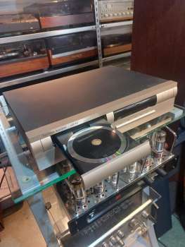 Harman kardon CD 7400 CD-Player in silber von 1994