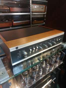 DUAL CV 60 mit Holzgehäuse aus 1974