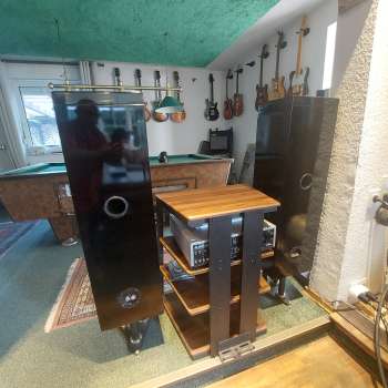 Preview: DYNAUDIO Lautsprecher Modell XENNON 3/100 3-Wege Klavierlack black