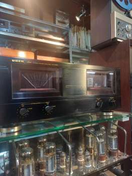 UHER UMA 2000 Endstuife mit VU-Meter 22Kg absolute Spitzenklasse IV  1993