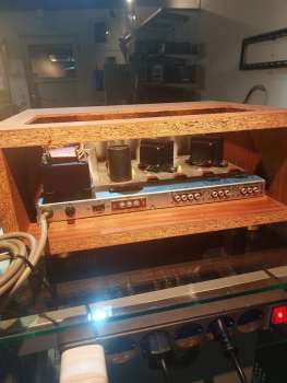 the Fisher X-100A Röhrenverstärker Holzgehäuse Bastlergerät