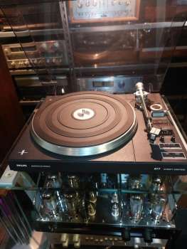 Preview: Philips AF 877 Plattenspieler von 1979 Sensortasten Halbautomat PLL Quartz