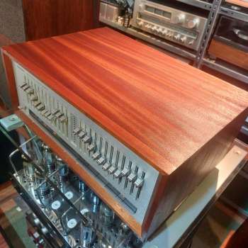 Preview: Technics SH-8020 Equalizer silber im woodcase 2 x 12 beleuchtete Regler