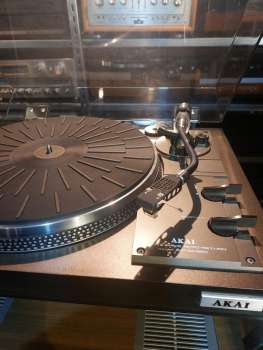 AKAI  AP-206 C  Direct Drive Plattenspieler Halbautomat Japan 1979