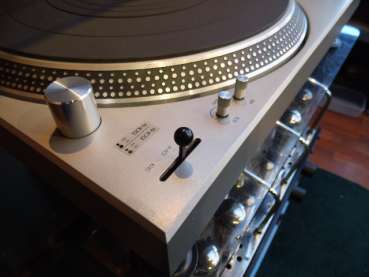 Preview: TECHNICS  SL-120 Direct Drive Laufwerk SME silber