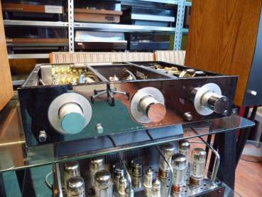 HOVLAND HP 100 Röhren Vorstufe mit Phono High End Gerät