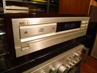 Preview: DENON DCD-3520 EX in champagner silber mit Klavierlack Holz