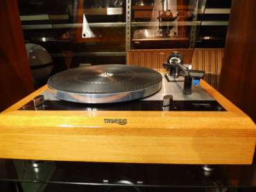 Preview: Thorens TD 160 Holz 70ger Jahre dicke Achse Buche Vollholz Stanton 500