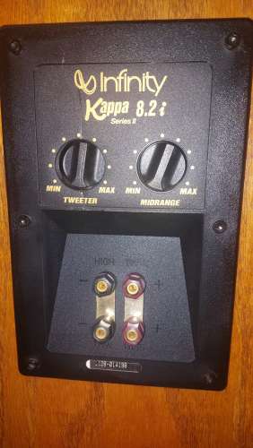Infinity Kappa 8.2 i  MK II  Californische geflammte Eiche  von 1995