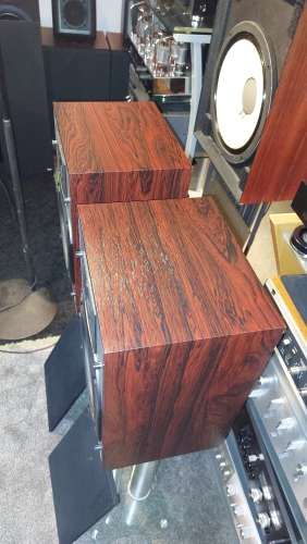 KEF  C20  2 Wege Regallautsprecher 80ger Jahre Top Zustand in Mahagony /Nadelstreifen