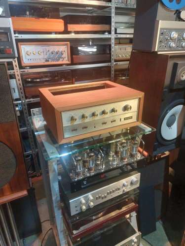 the Fisher X-100A Röhrenverstärker Holzgehäuse Bastlergerät