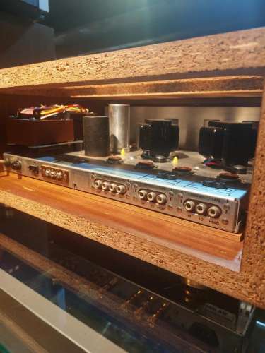the Fisher X-100A Röhrenverstärker Holzgehäuse Bastlergerät